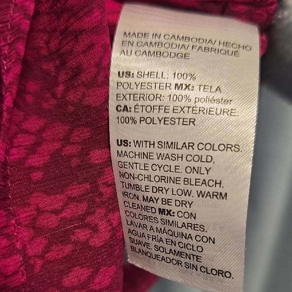 Chico's Vibrant Pink Snakeskin Pattern Sheer Blouse With Ruffles Size 12=Chicos2